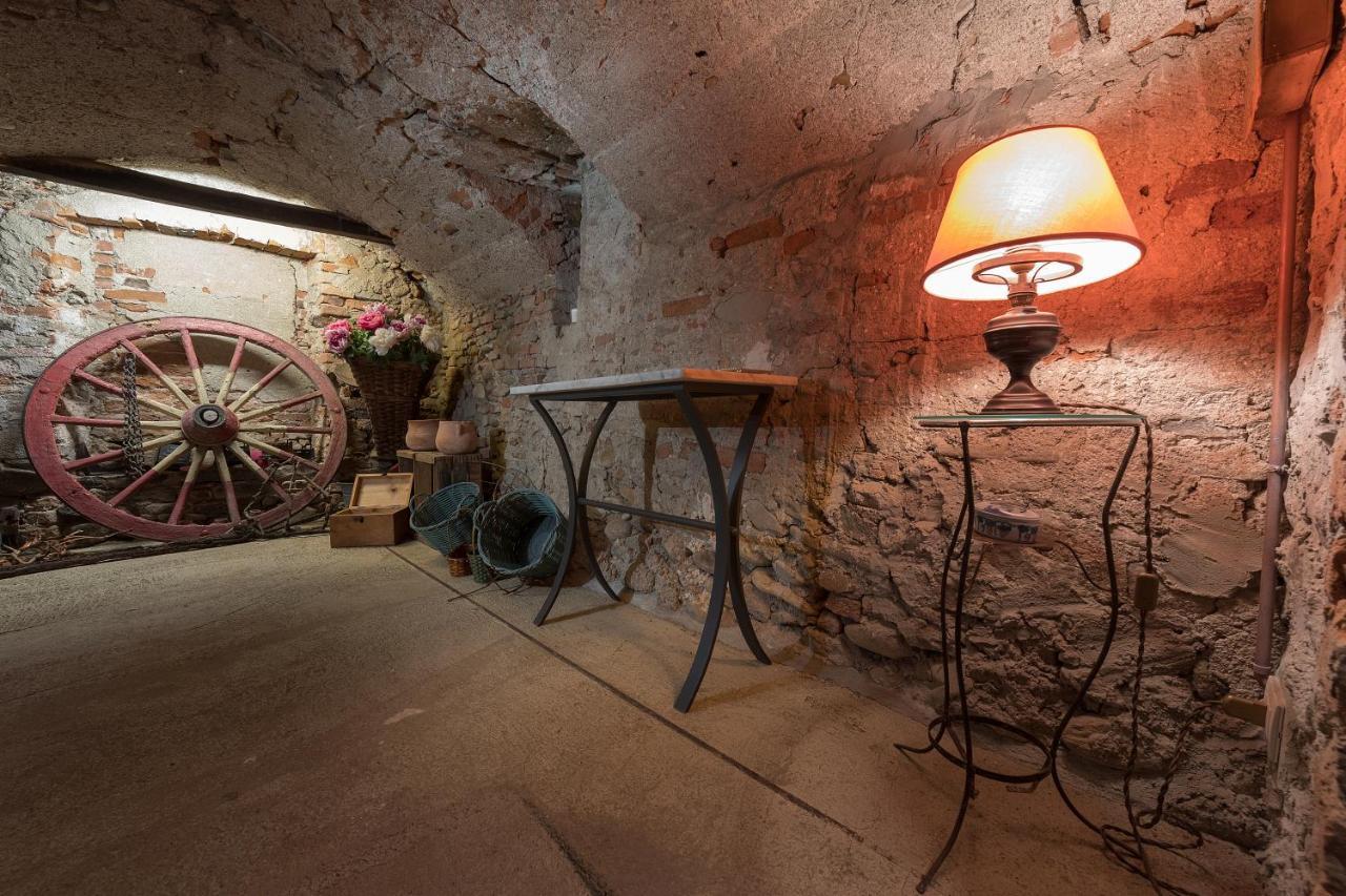 Le Case Di Angelina - Langhe Loft & Suites Farigliano Exterior photo